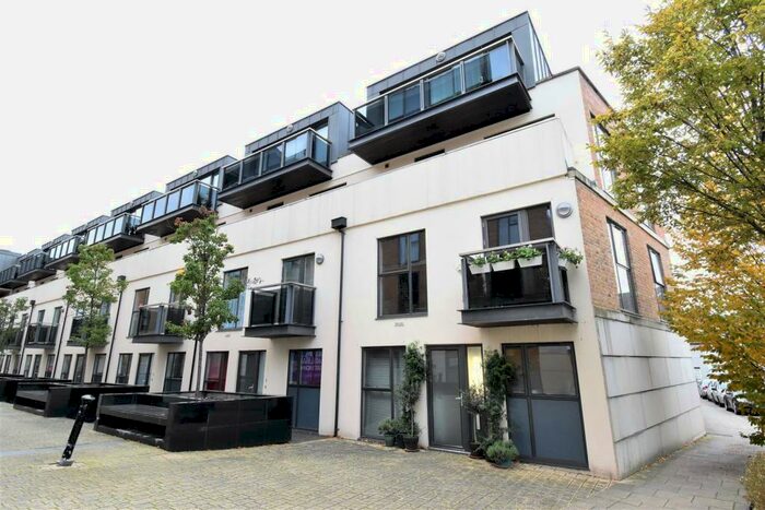 2 Bedroom Apartment To Rent In Old Post Office Walk, Surbiton, KT6