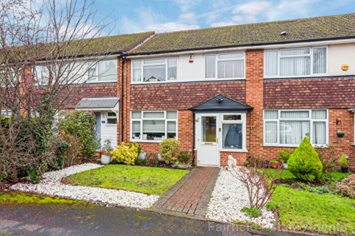 3 Bedroom Terraced House For Sale In Fontwell Close, Harrow Weald, HA3