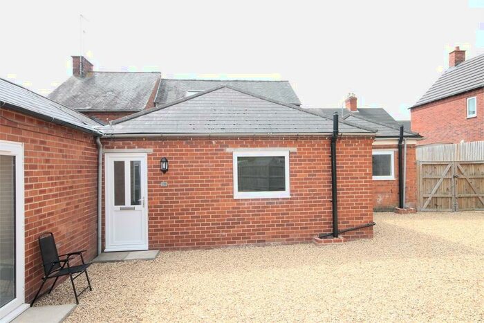 2 Bedroom Ground Flat To Rent In Main Street, Balderton, Newark, Nottinghamshire., NG24