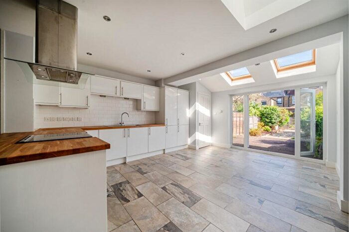 4 Bedroom Terraced House To Rent In Oxford Road Windsor, SL4