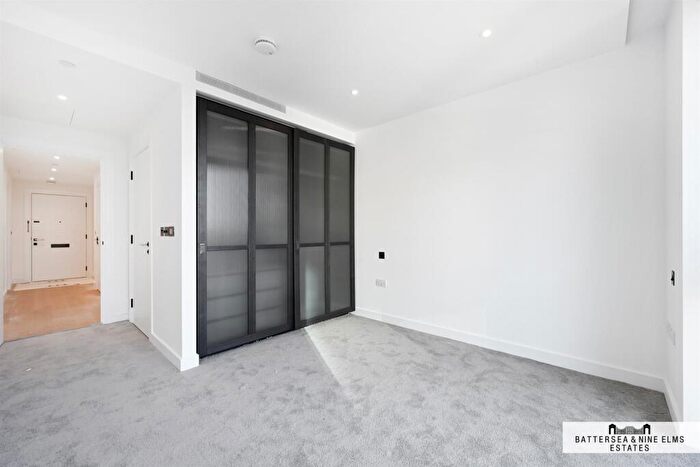 2 Bedroom Apartment To Rent In Bowden House, Prince Of Wales Drive, SW11