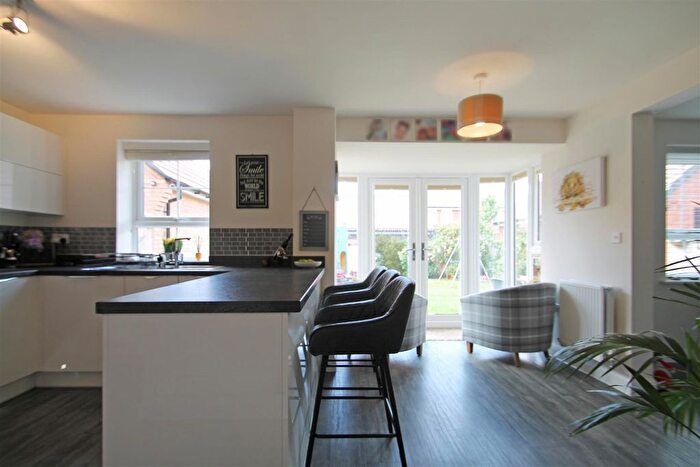 4 Bedroom Detached House For Sale In Wagtail Way, Thrapston, NN14