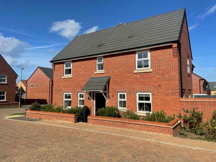 3 Bedroom Semi-Detached House To Rent In Morton Road, Eagles Farm South, MK17