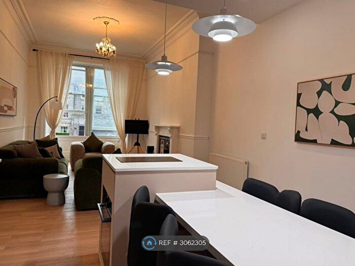 2 Bedroom Flat To Rent In Crighton Place, Edinburgh, EH7
