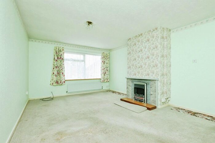 2 Bedroom Detached Bungalow For Sale In Dunnetts Close, Ashill, Thetford, IP25