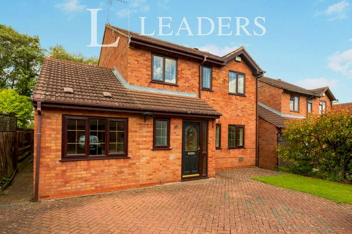 4 Bedroom Detached House To Rent In Leafield Rise, Two Mile Ash, Milton Keynes, MK8