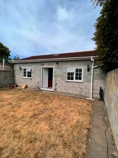 1 Bedroom Flat To Rent In Sutton Lane, Hounslow, TW3