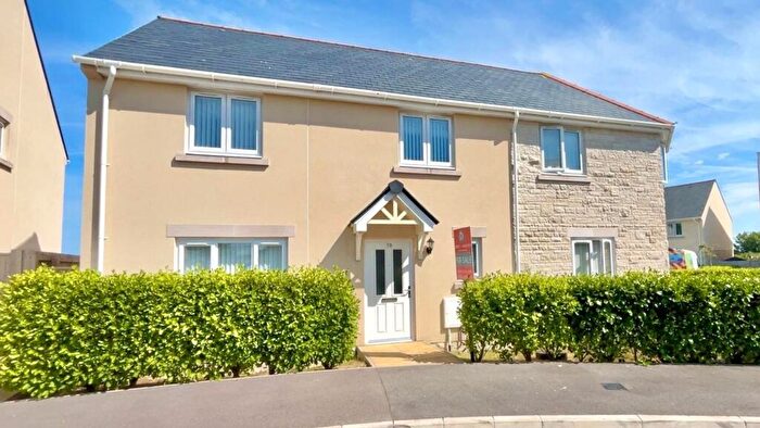 2 Bedroom Semi-Detached House For Sale In Bumpers Lane, Portland, DT5
