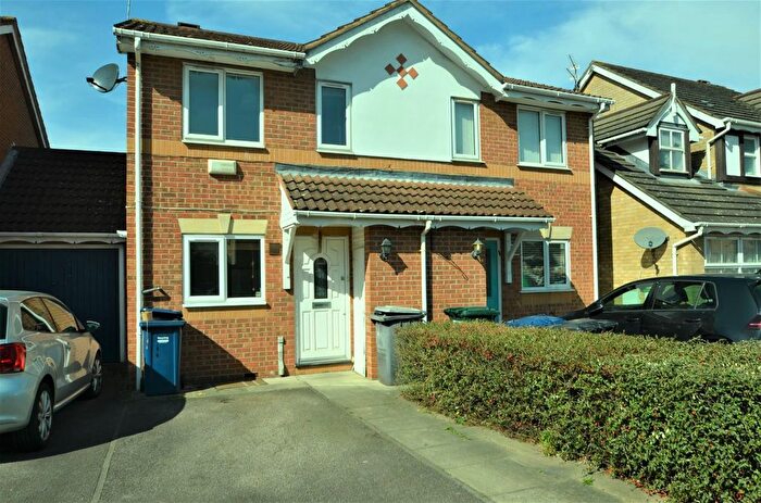 2 Bedroom Semi-Detached House To Rent In Burnham Close, Mill Hill, NW7