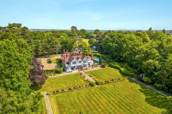 2 Bedroom Flat For Sale In Cuckfield Road, Hurstpierpoint, Hassocks, West Sussex, BN6