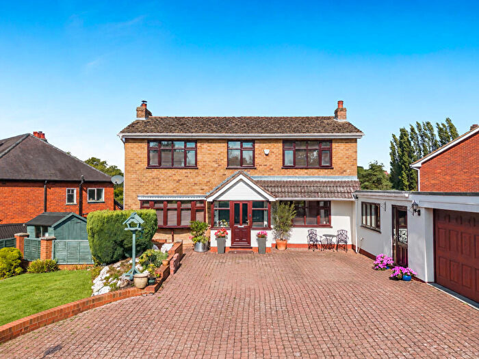 4 Bedroom Detached House For Sale In Atherstone Road, Furnace End, Birmingham, B46