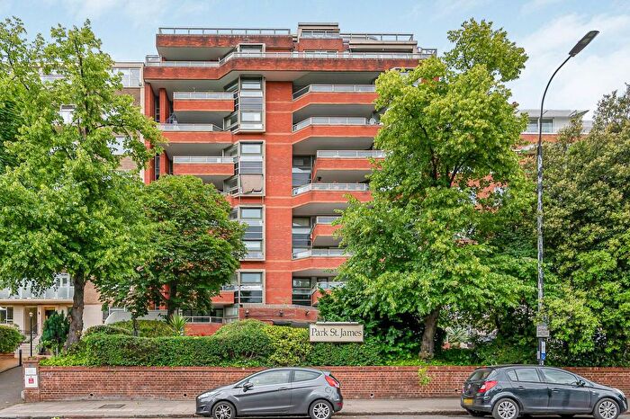 3 Bedroom Flat For Sale In St. James's Terrace, St Johns Wood, London, NW8