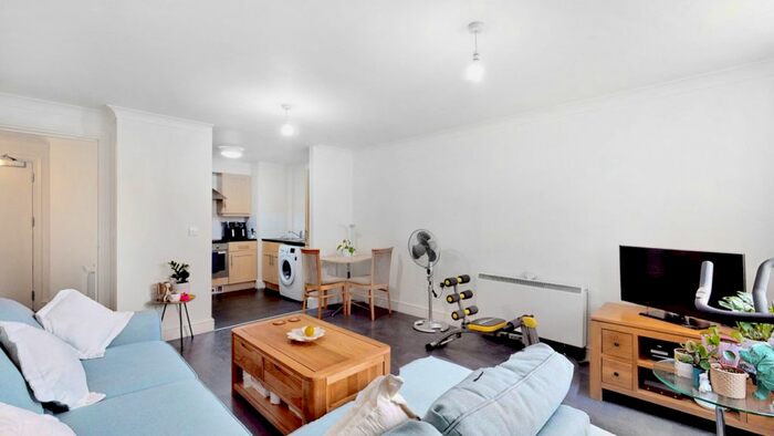 2 Bedroom Flat For Sale In Geary Court, The Concourse, London, N9