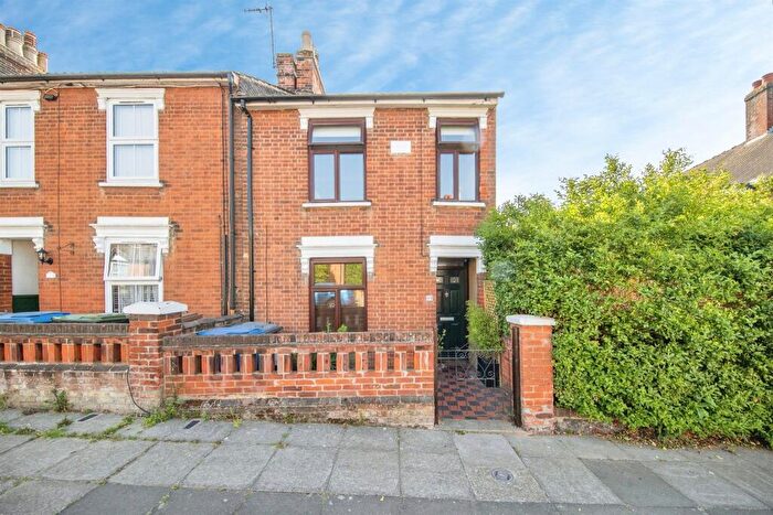3 Bedroom End Of Terrace House For Sale In Martin Road, Ipswich, IP2