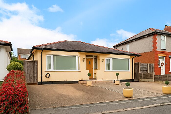 2 Bedroom Bungalow For Sale In Hilda Avenue, Tottington, Bury, BL8