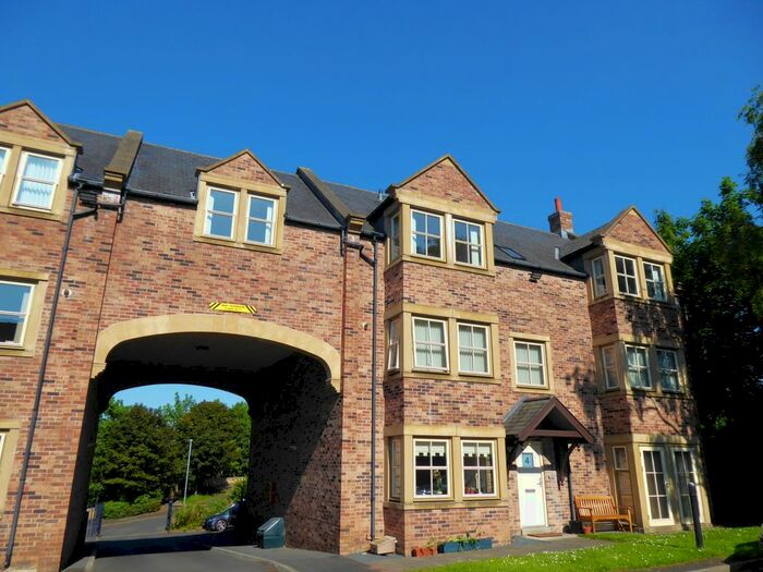 3 Bedroom Flat To Rent In Long Close, Hexham, NE46