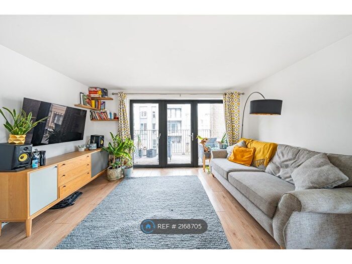 2 Bedroom Flat To Rent In Henry Road, London, SW9