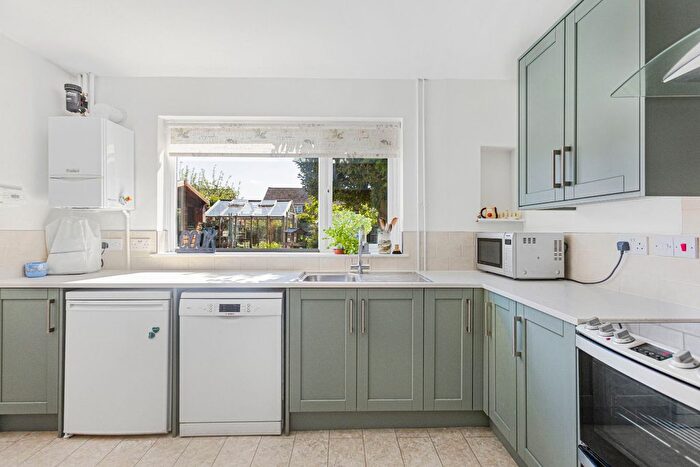 5 Bedroom Detached House For Sale In Campden Road, Benhall, Cheltenham, GL51