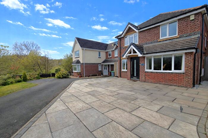 4 Bedroom Detached House For Sale In Plovers Way, Herons Reach, FY3