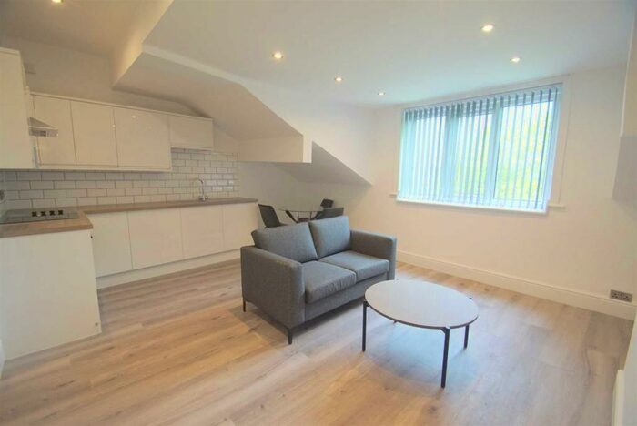 1 Bedroom Flat To Rent In Morris Lane, Kirkstall, Leeds, LS5