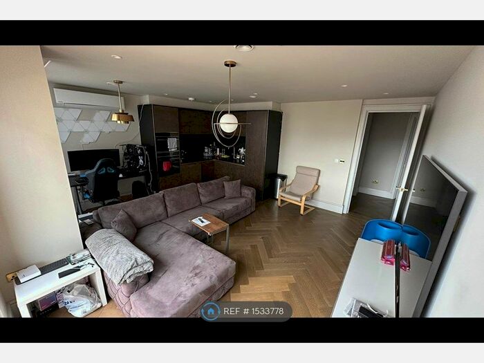 2 Bedroom Flat To Rent In Bronze Foundry House, London, SW6