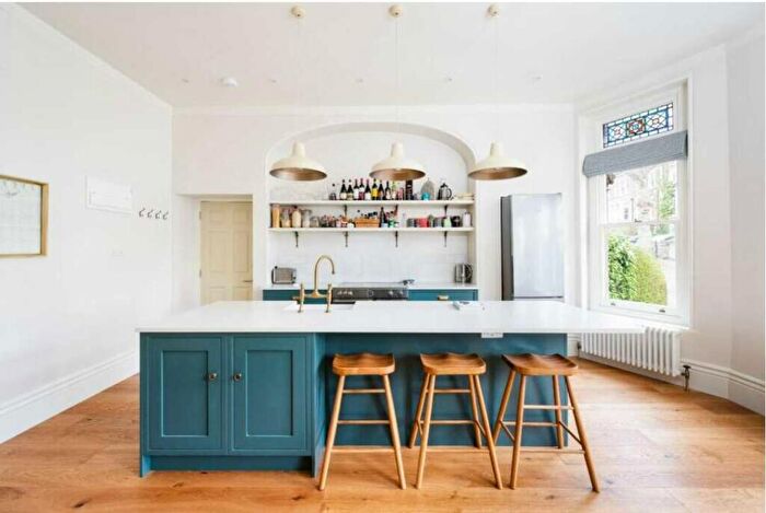 2 Bedroom Apartment To Rent In Clarendon Road, Redland, BS6