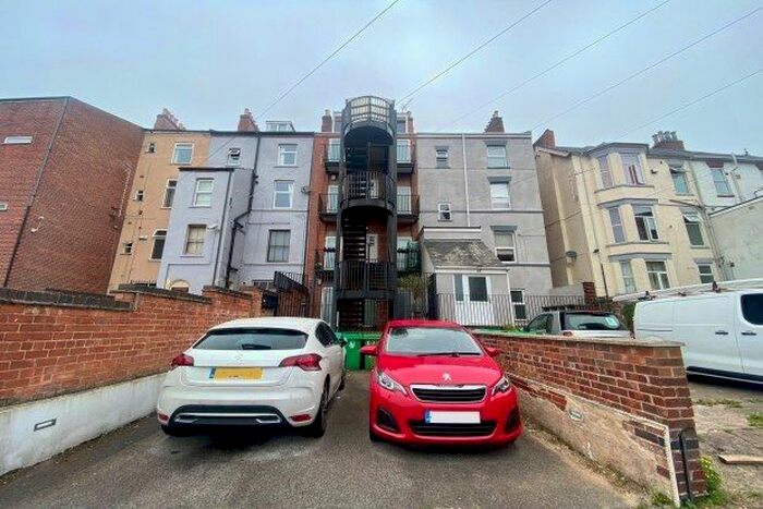 1 Bedroom Flat To Rent In Elm Avenue, Nottingham, NG3