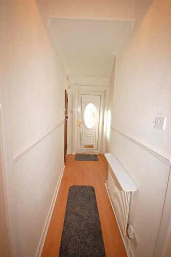 2 Bedroom Flat To Rent In Gladsmuir Road, Hillington, G52