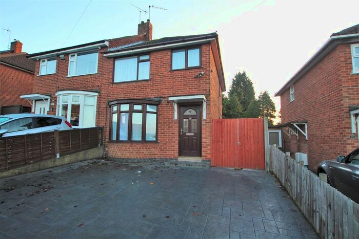 3 Bedroom Property To Rent In Dorset Avenue, Glenfield, Leicester, LE3