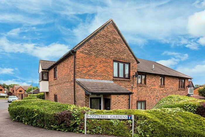 1 Bedroom Flat To Rent In Cotterell Gardens, Twyford, Berkshire, RG10