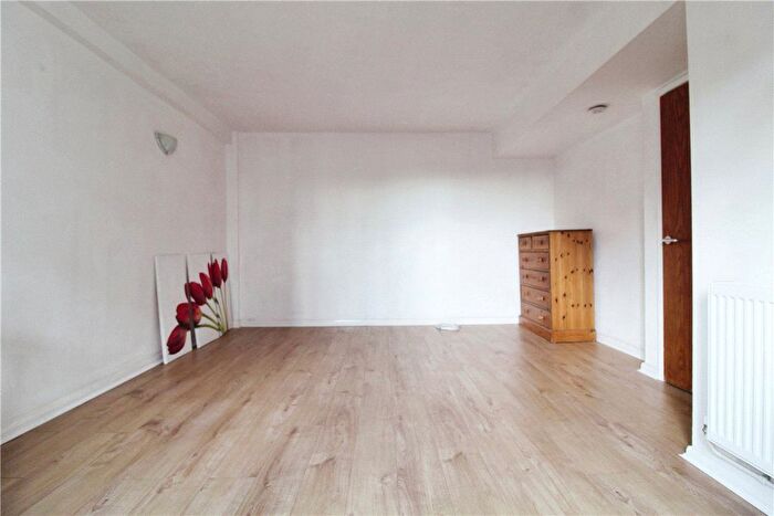 1 Bedroom Flat To Rent In Mint Walk, Croydon, CR0