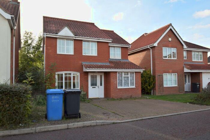 6 Bedroom Detached House To Rent In Tizzick Close, Three Score, Norwich, NR5