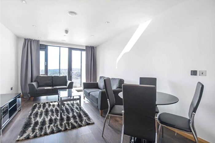 2 Bedroom Flat To Rent In Pinnacle Tower, Fulton Road, HA9