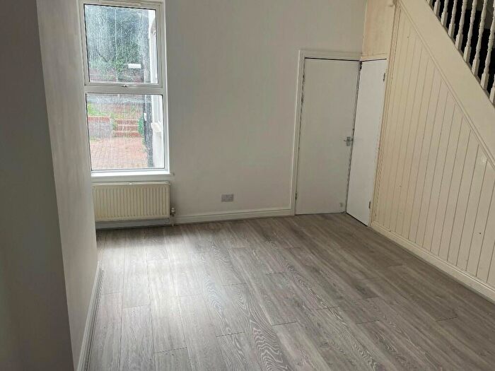 4 Bedroom Semi-Detached House To Rent In North Road, Southend-On-Sea, Essex, SS0