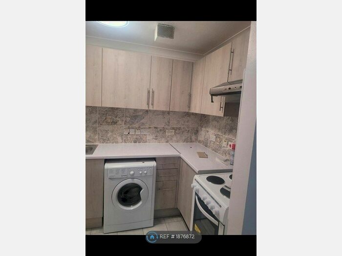 1 Bedroom Flat To Rent In Jetty Walk, Grays, RM17