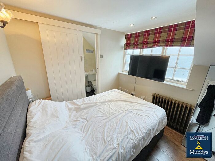 4 Bedroom Detached House For Sale In Manor Lane, Shelford, Nottingham, NG12