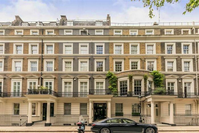 2 Bedroom Flat To Rent In Rutland Gate, London, SW7