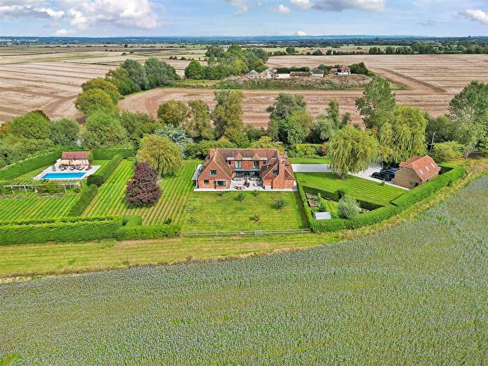 4 Bedroom Detached House For Sale In Fairfield, Brookland, Kent, TN29