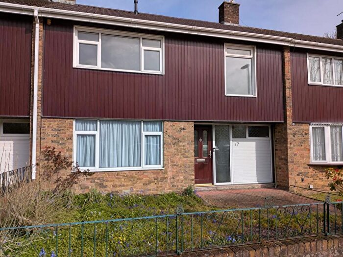 4 Bedroom Terraced House For Sale In Sherwood Walk, Crawley, RH10