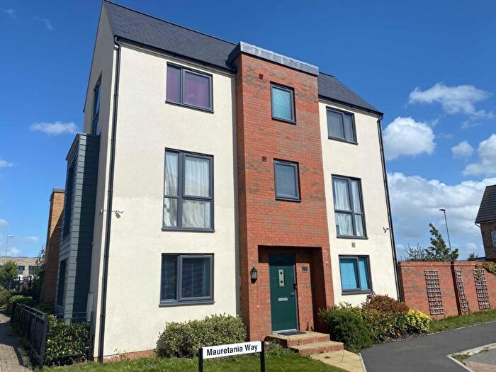 4 Bedroom Semi-Detached House To Rent In Mauretania Way, Brooklands, Milton Keynes, MK10
