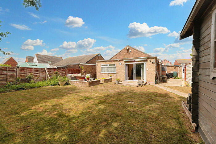 3 Bedroom Detached Bungalow For Sale In Bluehouse Avenue, Clacton-on-Sea, CO16