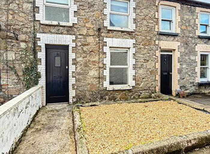 2 Bedroom Mid Terraced House For Sale In Charlemont Square West, Newry, BT35