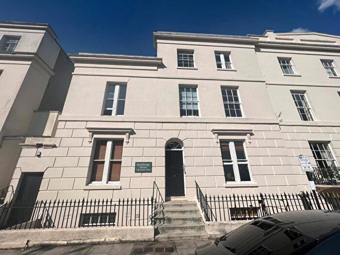 1 Bedroom Flat To Rent In Rockstone Place, Southampton, Hampshire, SO15