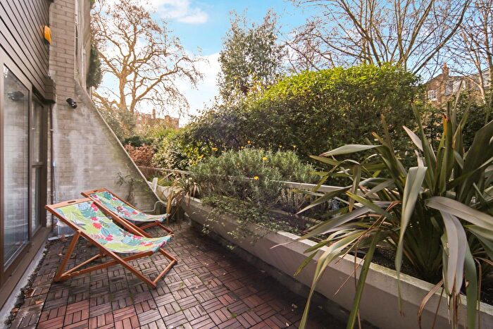 2 Bedroom Flat To Rent In Kendal Steps, London, W2