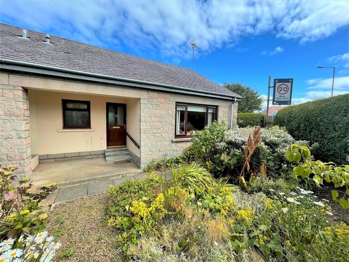 1 Bedroom Semi-Detached Bungalow For Sale In Lusylaw Road, Banff, AB45