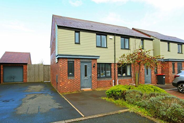 3 Bedroom Semi Detached House For Sale In Sandhole Crescent, Lawley, Telford, TF3