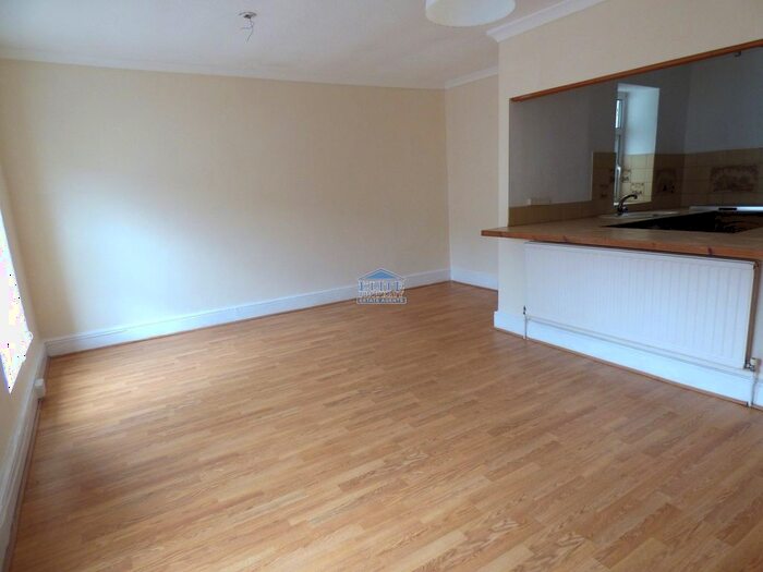 1 Bedroom Flat To Rent In Dinam Street, Nantymoel, Bridgend., CF32