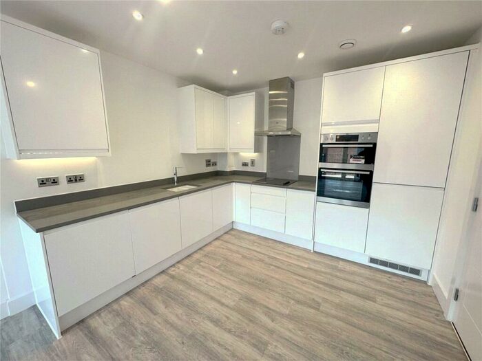1 Bedroom Apartment To Rent In India Way, London, NW7