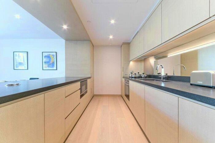 1 Bedroom Flat To Rent In Legacy Building, Embassy Gardens, Nine Elms, SW11
