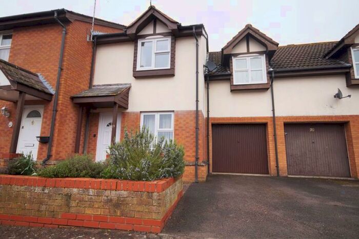 2 Bedroom House To Rent In Bishops Cleeve, GL52